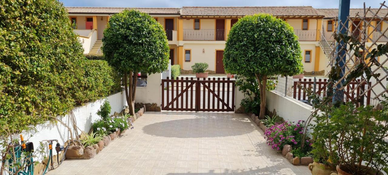 Villa Sa Domu Tabarchina Calasetta Esterno foto
